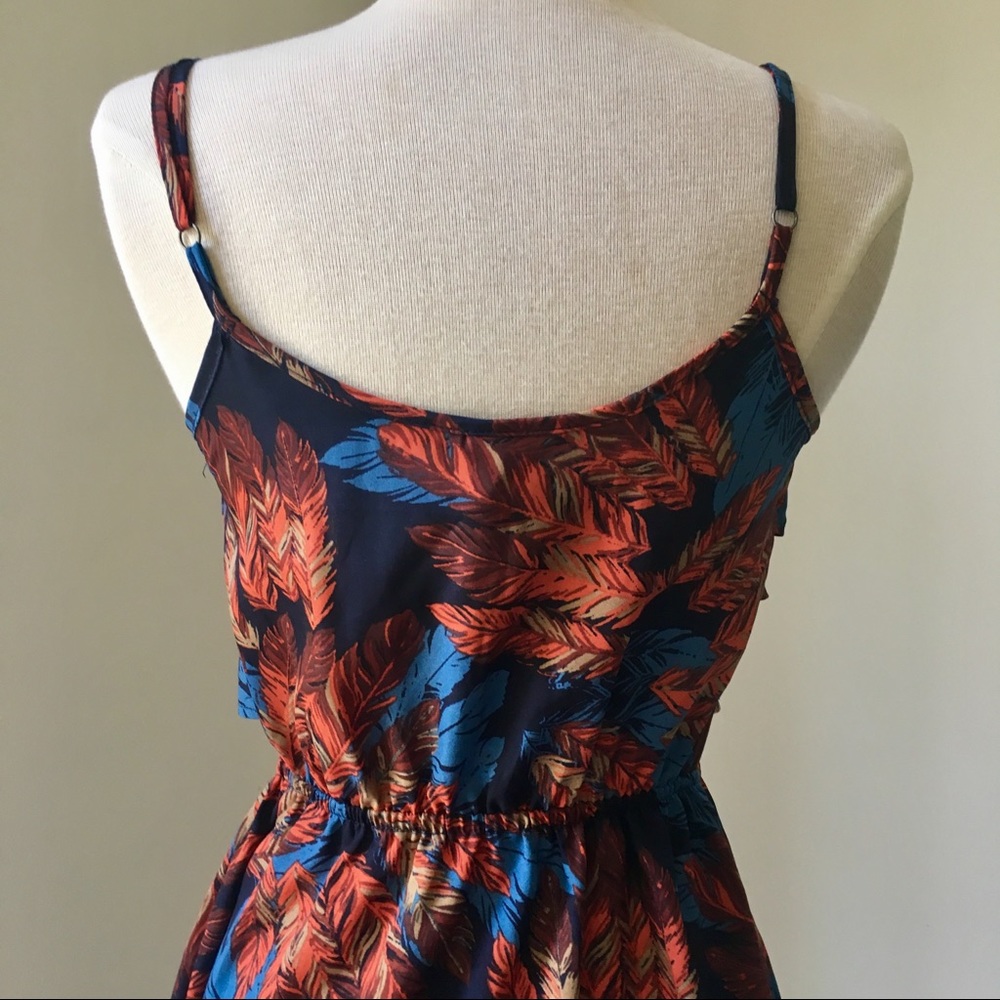 NEW Navy Feather Print Dress W Ruffles - Picture 3 of 3